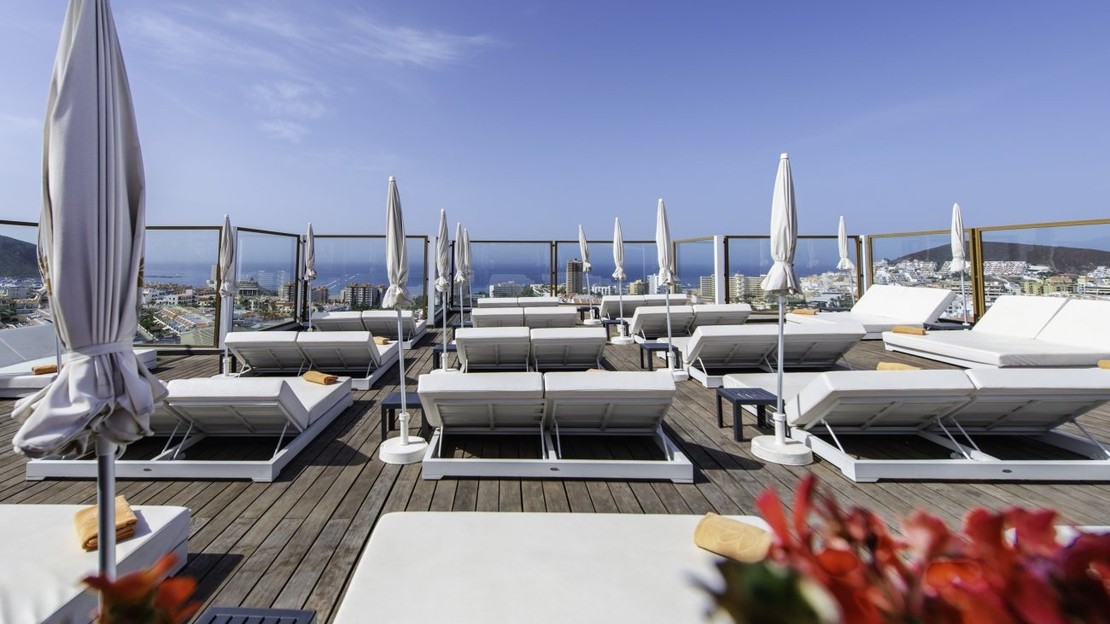 Paradise Park Fun Lifestyle Hotel